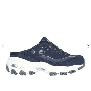 Sketchers D'Lite Air-cool Memory Foam slip ons